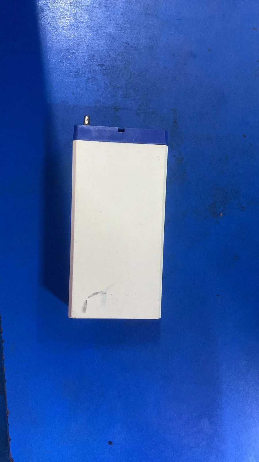 BATTERY